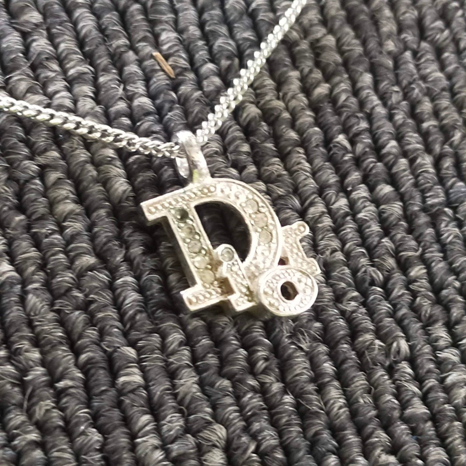 Dior ディオール ロゴモチーフ ネックレス シルバー