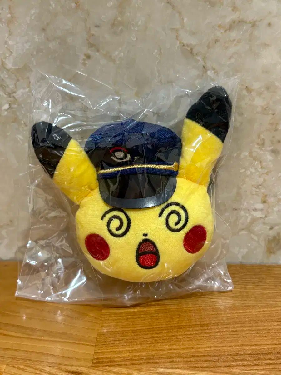 ポケモン韓国　釜山　ポップアップ 公式品　ピカチュウ　クッション ポケモン韓国 釜山 ポップアップ 公式品 ピカチュウ クッション