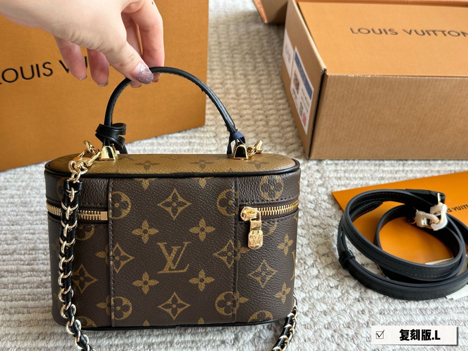今日特価】LV 新品化粧ポーチ 19×12cm 老花柄-WTO輸入 - メルカリ