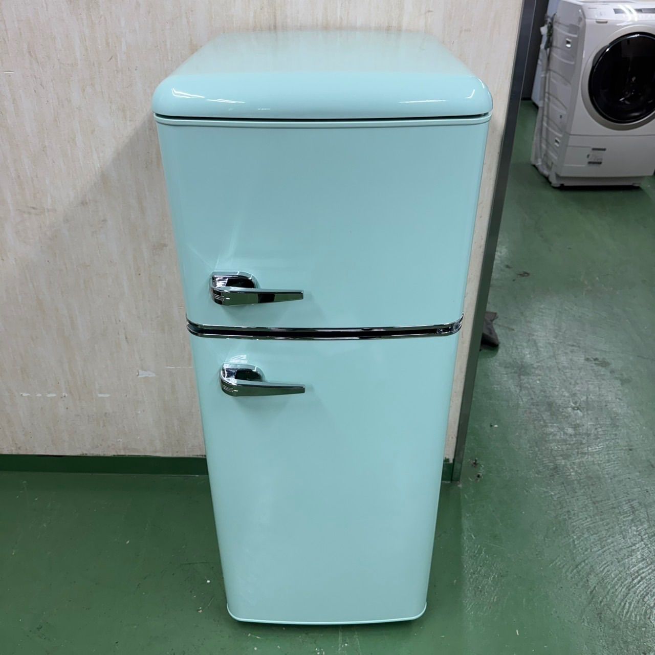 65○送料設置無料 25年製 レトロ風 冷蔵庫 グリーン