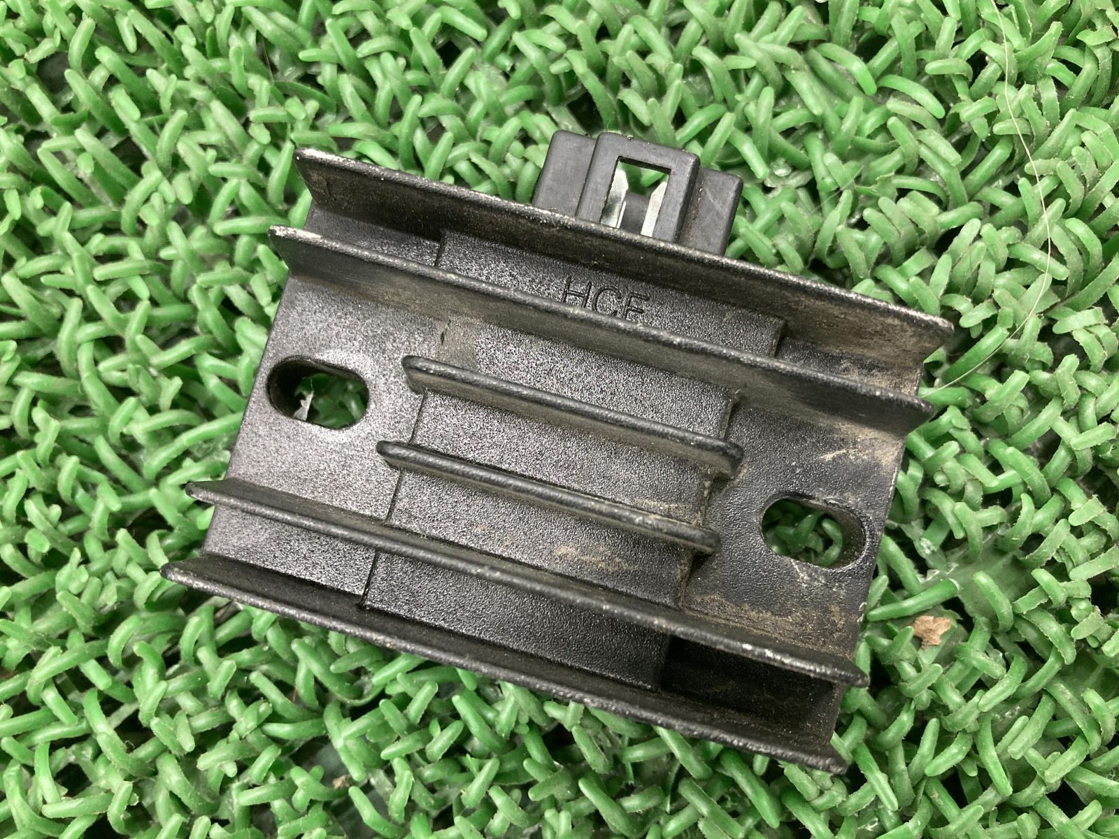 トリシティ125 レギュレター ヤマハ 純正 中古 バイク 部品 SE82J レクチファイアー レギュレーター 希少品 車検 Genuine