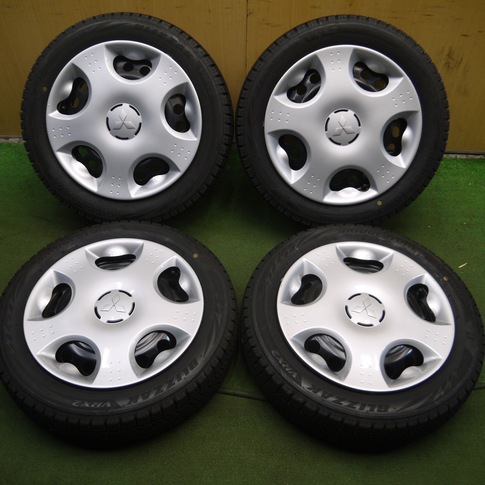 145/65R15 175/55R15 面倒くさい 三菱アイ バリ溝4本 送料込み
