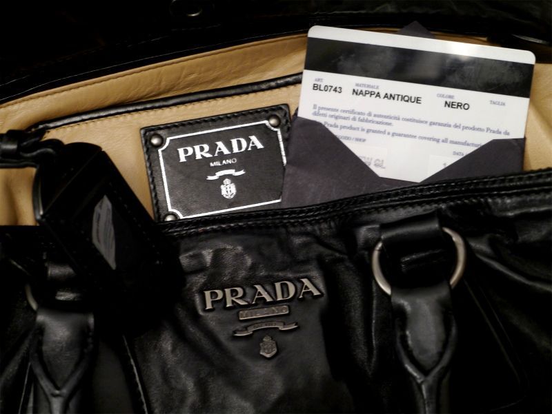 レア◇PRADA プラダ A4対応 ビジネス可 2way レザー トート バッグ - メルカリ