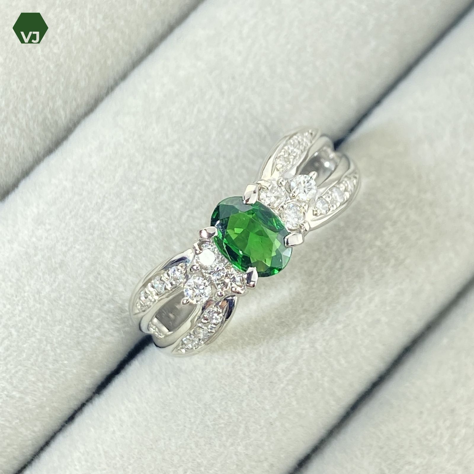 【14-22】グリーングロッシュラーガーネットダイヤリング0.5/D0.24ct 14-22】グリーングロッシュラーガーネットダイヤリング0.5/D0.24ct