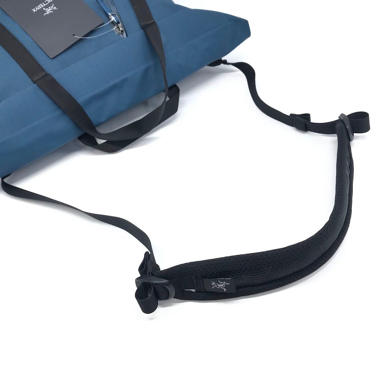 レア完売！未開封新品！アークテリクス　グランヴィルショルダーバッグ　入手困難！ Amazon.co.jp: Arc'teryx [アークテリクス] granville Shoulder Bag