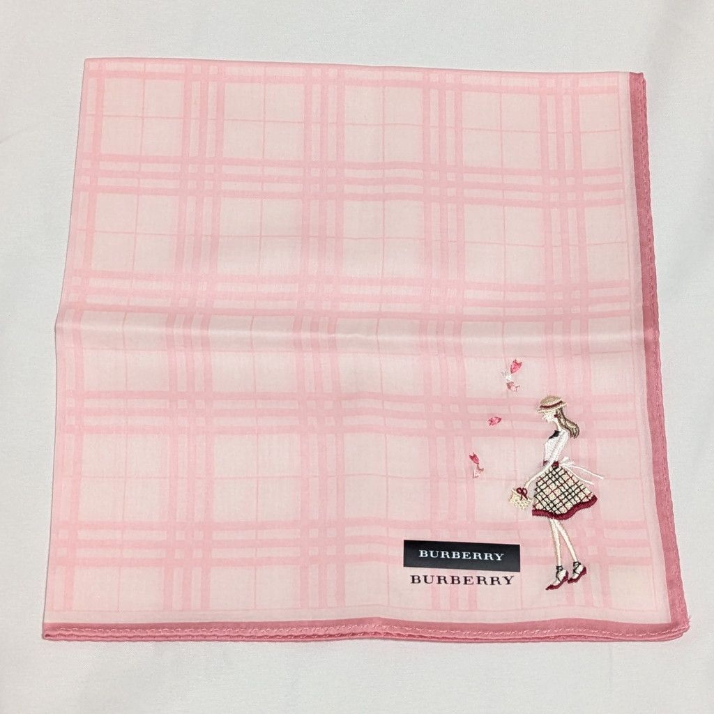 【専用】バーバリー ハンカチセット 刺繍 女の子柄 専用】バーバリー ハンカチセット 刺繍 女の子柄 専用】バーバリー
