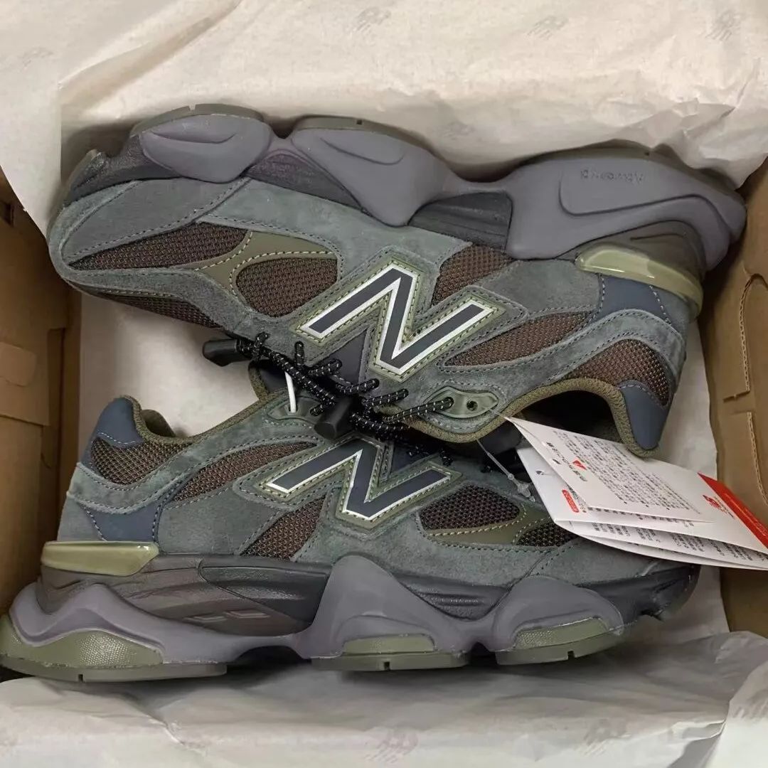 New  Balanceニューバランス  NB 9060  スニーカー