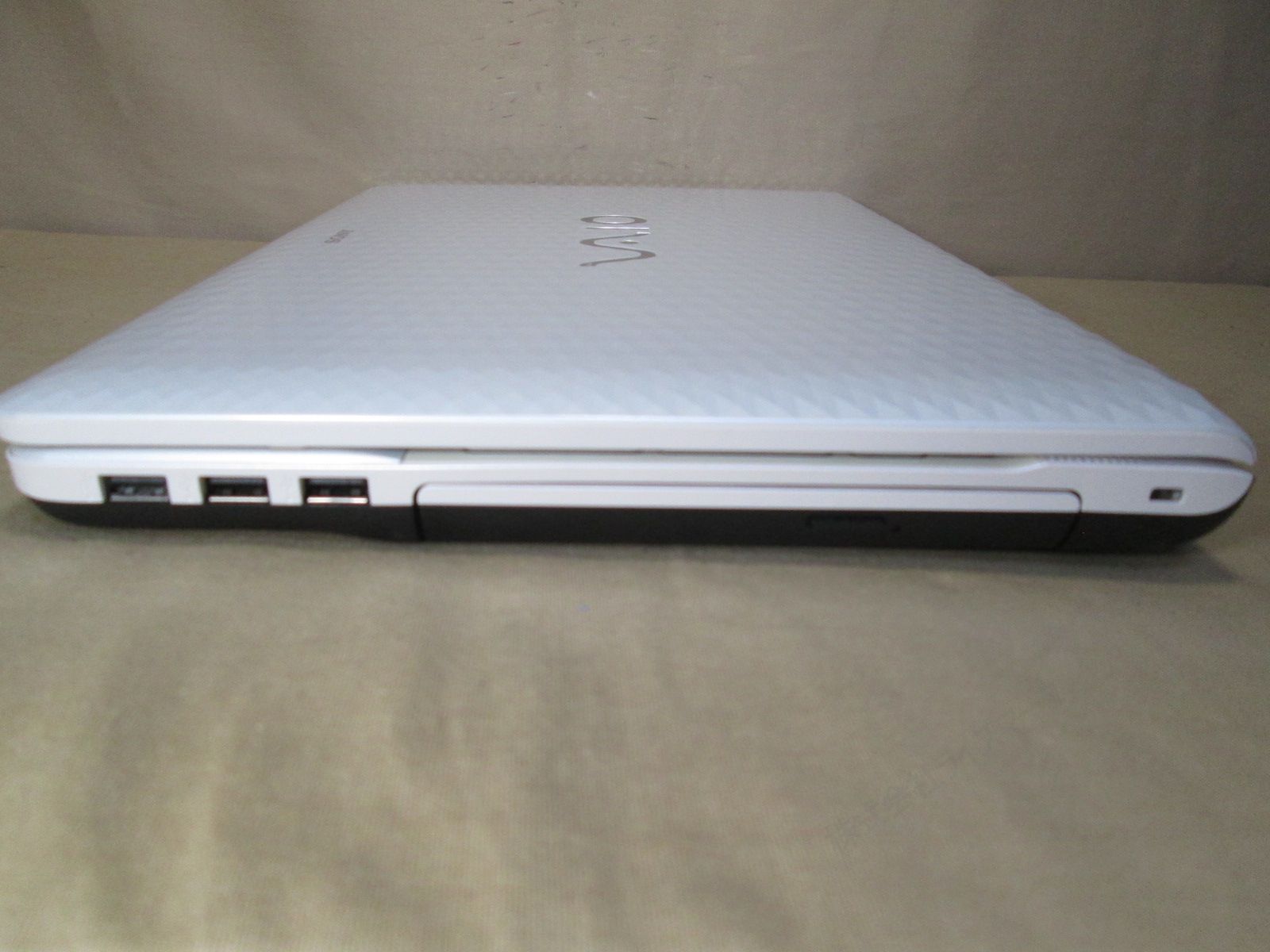 SONY VAIO VPCEH38FJ【Core i5 2450M】 【Windows10 Home】MS 365