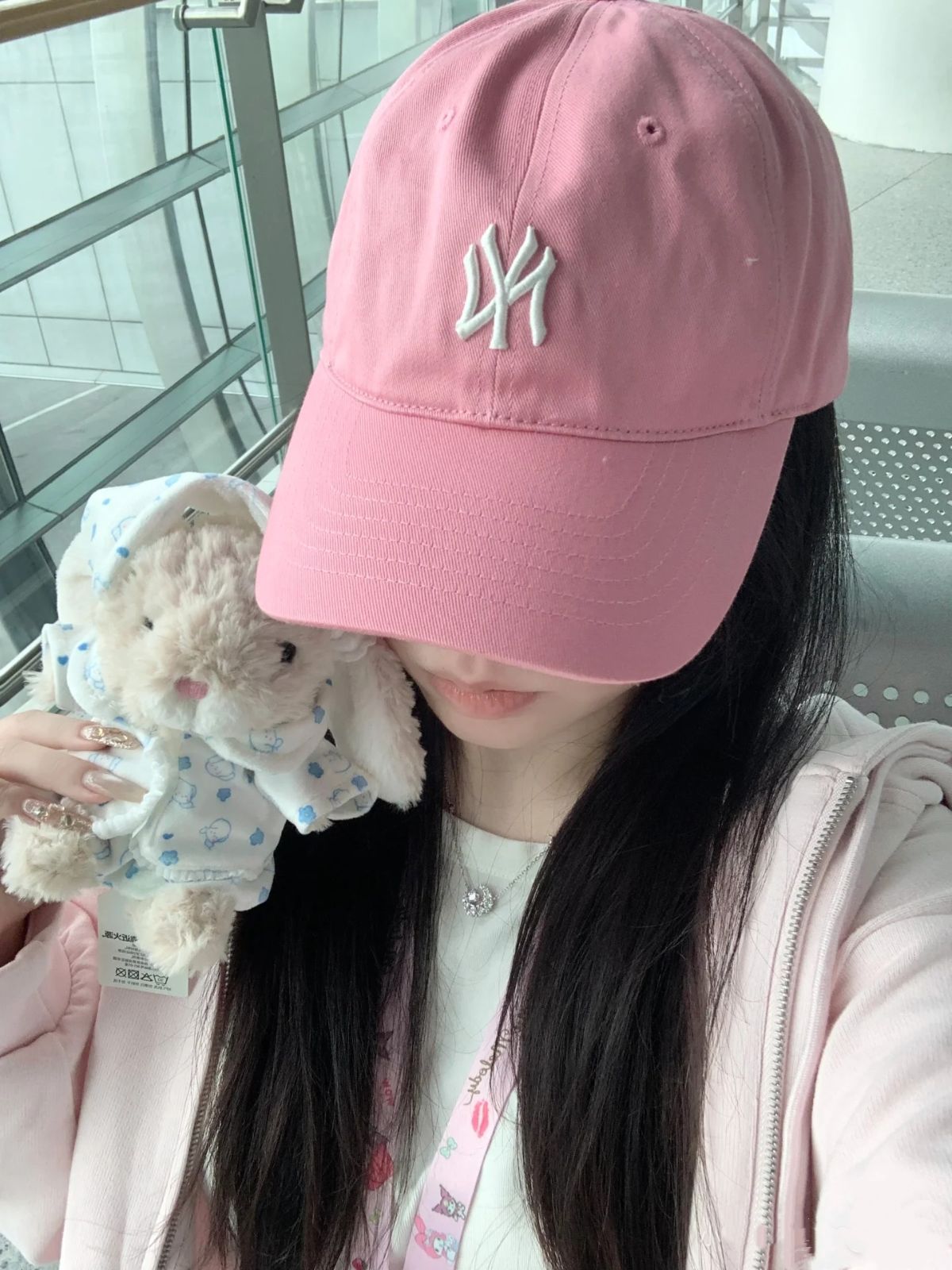 MLB ピンク キャップ NY ロゴ刺繍 ユニセックス 可調節 海外モデル NEW