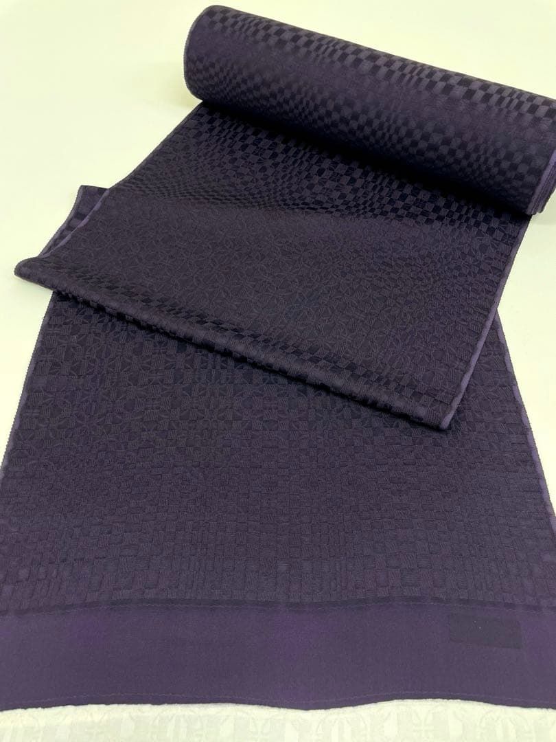 色無地 ふくれ織 紋意匠 変わり市松文様 烏羽色 正絹 反物 - メルカリ