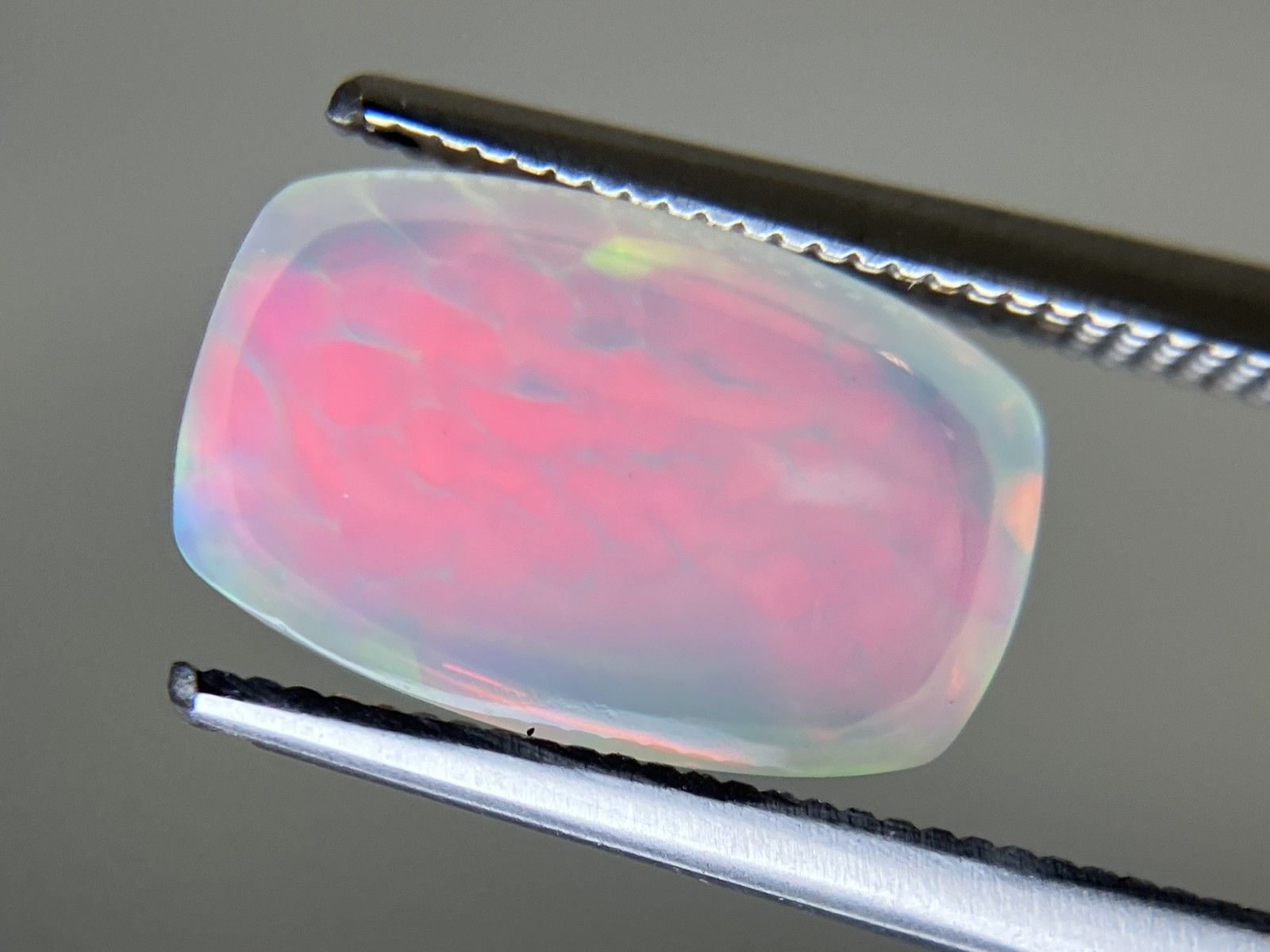 ハニカムオパール 2.838ct 宝石ソーティング付き 12.8×8.2×4.5 天然 