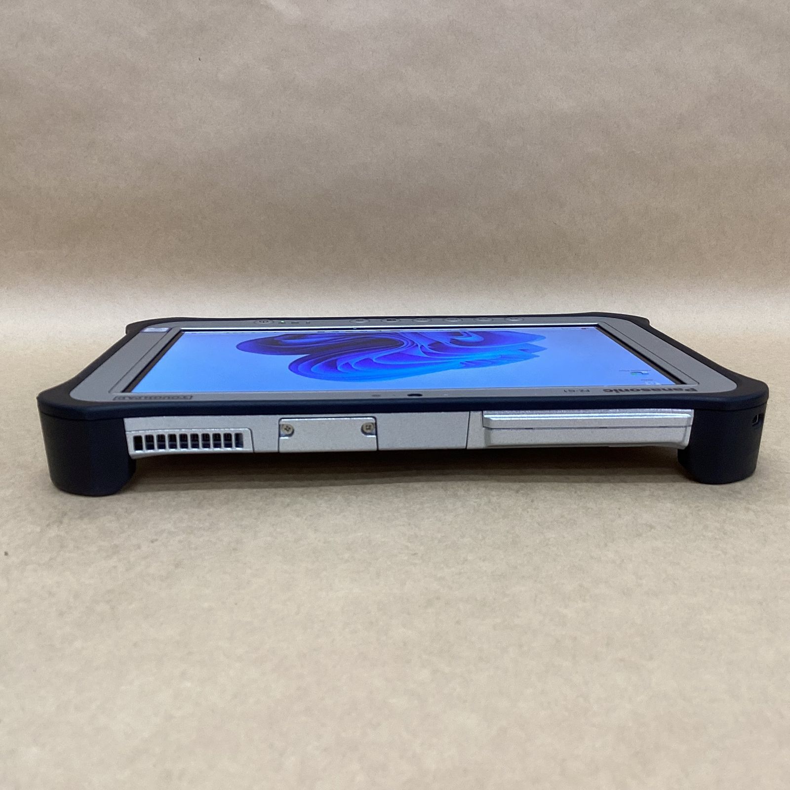 PANASONIC タブレット TOUGHPAD FZ-G1W3050VJ CI5 7300U -2.6GHZ 8GB 256GB 10.1インチ WIN11P 無線 BLUETOOTH カメラ スタイラス VETTDRUCK_DE