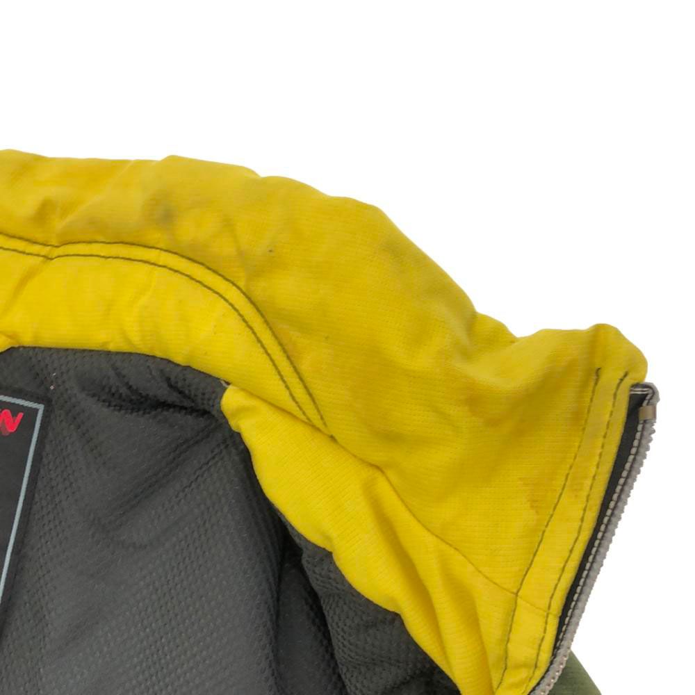 SALOMON - サロモン UNISEX 総柄 スノーボード 中綿ジャケット L イエロー系 SALOMON スノーウェア 裏メッシュ メンズ サロモン UNISEX 総柄 スノーボード 中綿ジャケット L イエロー