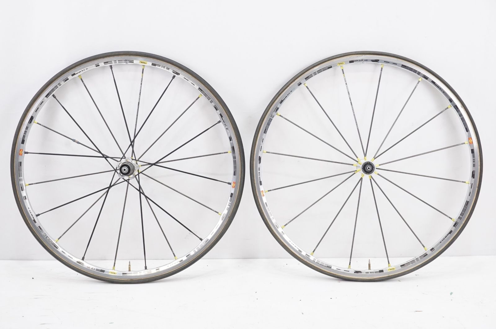 MAVIC ホイールセット 11速 スプロケット付き　車輪　自転車　（E29） チューブレス - ロードバイク、クロスバイク用 - 完組