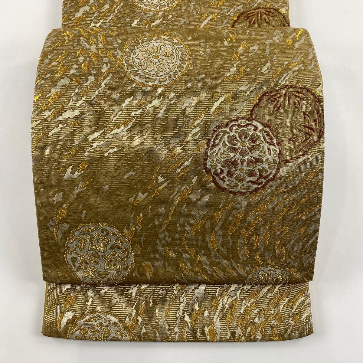 袋帯 美品 名品 鈴乃屋 華文 幾何学 金糸 箔 金茶 六通 正絹