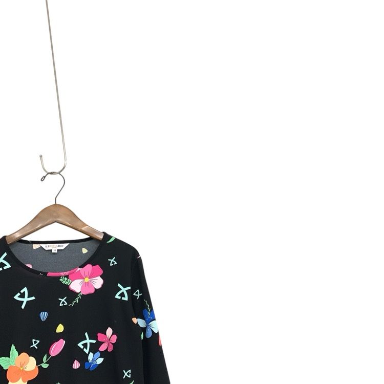 LEONARD SPORTS レオナールスポーツ ロゴ・花柄カットソー