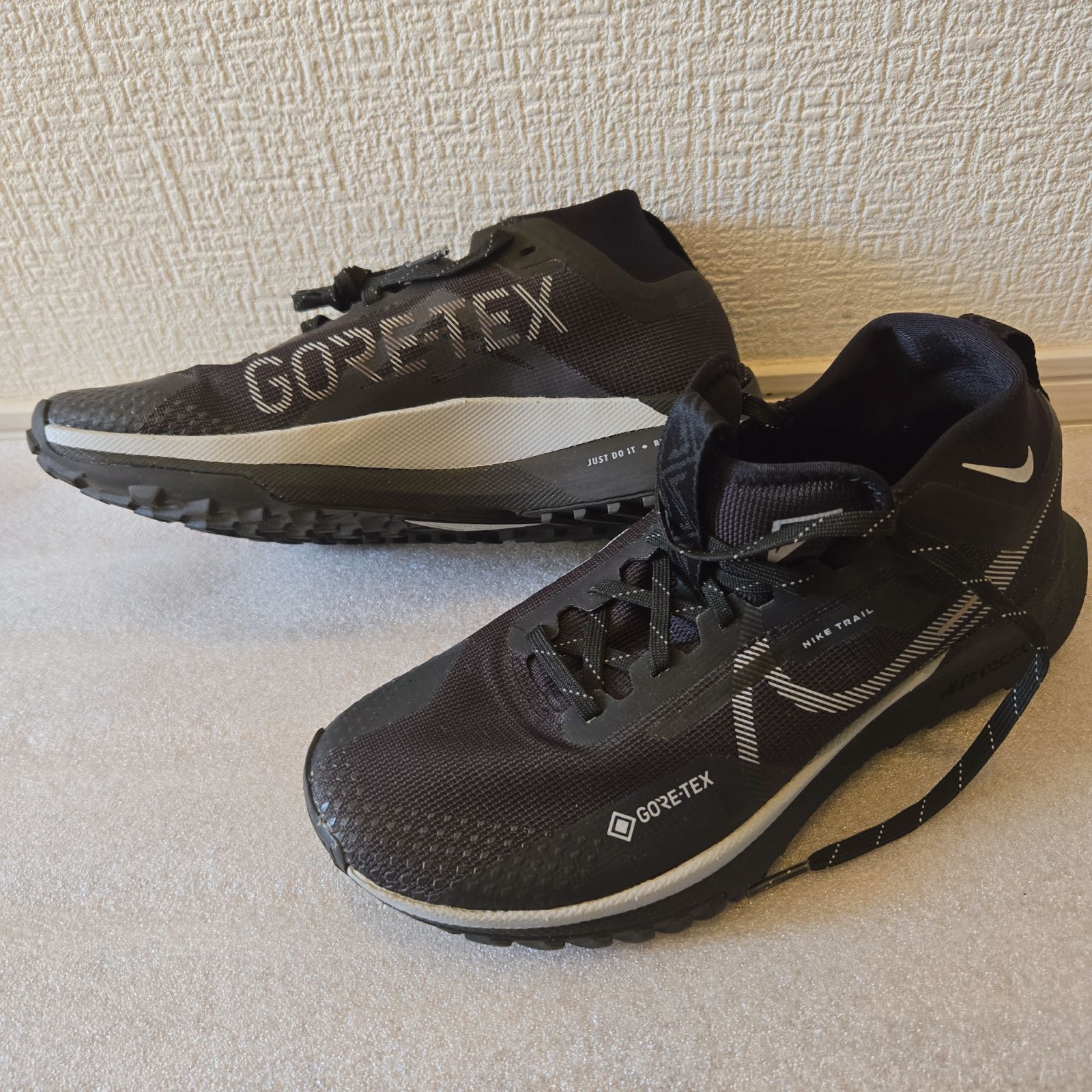 ナイキ Nike DJ7929-001 ペガサストレイル 4 GORE-TEX 黒 24.5cm