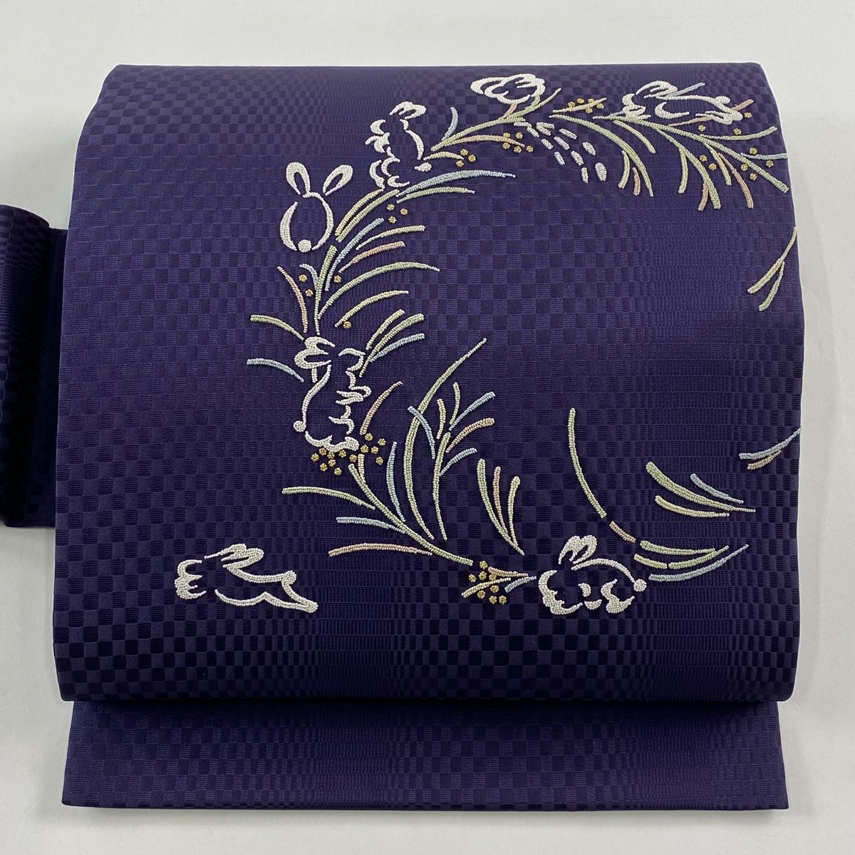 名古屋帯 美品 名品 落款 うさぎ 葉柄 相良刺繍 金糸 紫 正絹