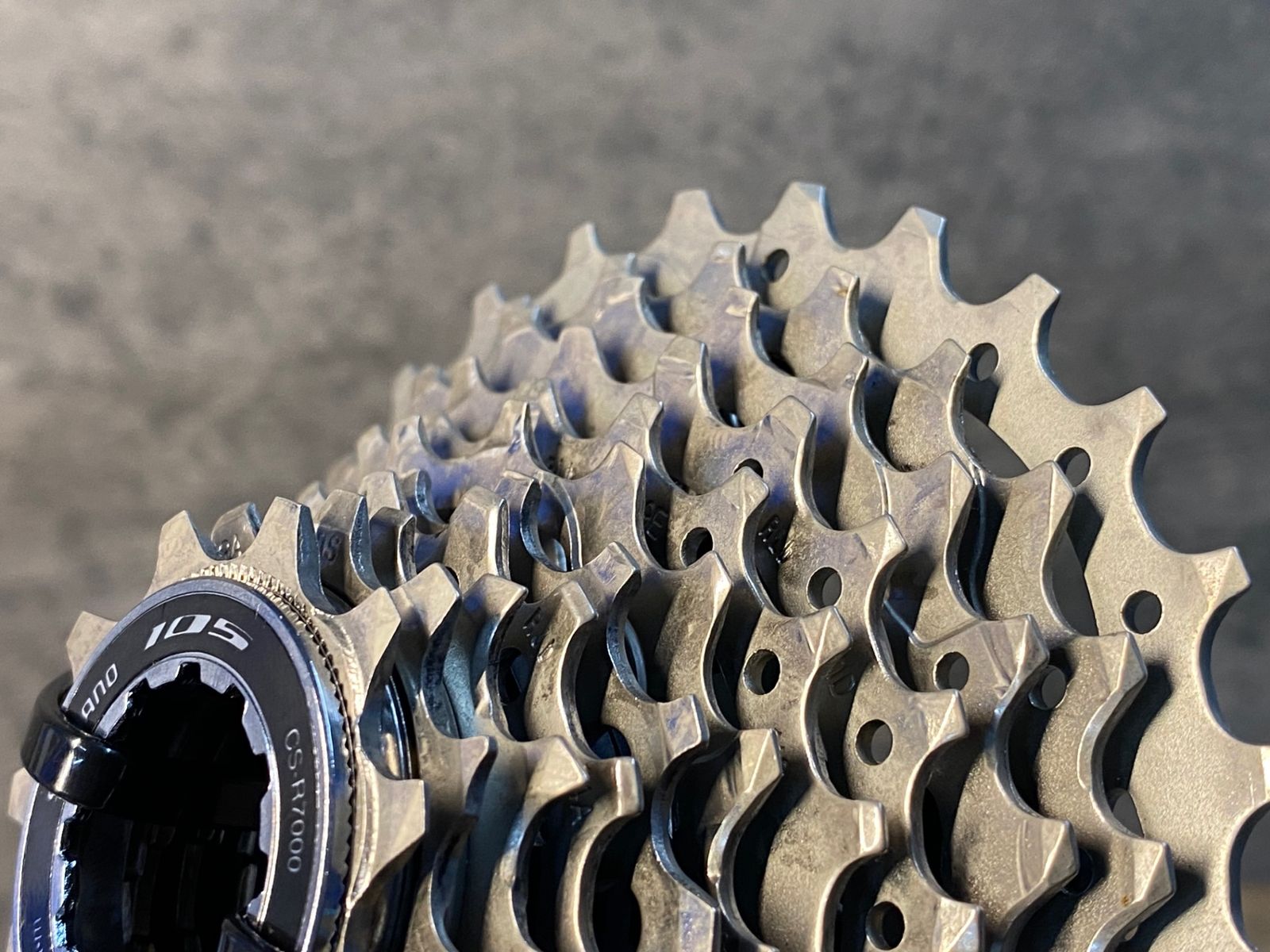 SHIMANO 105 CS-R7000 スプロケット 11速 11-32T SHIMANO CS-R7000 11S