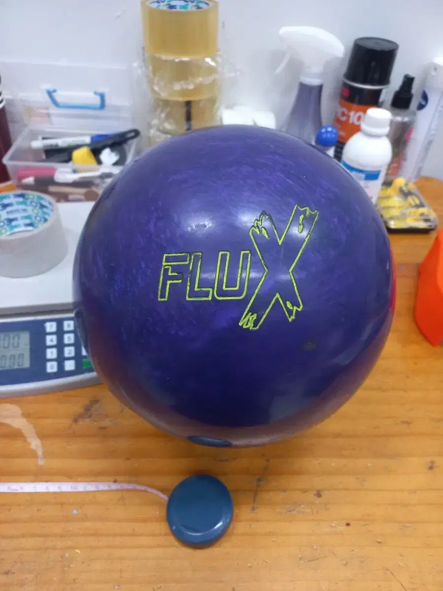 ボーリングボール 15p フルラックス