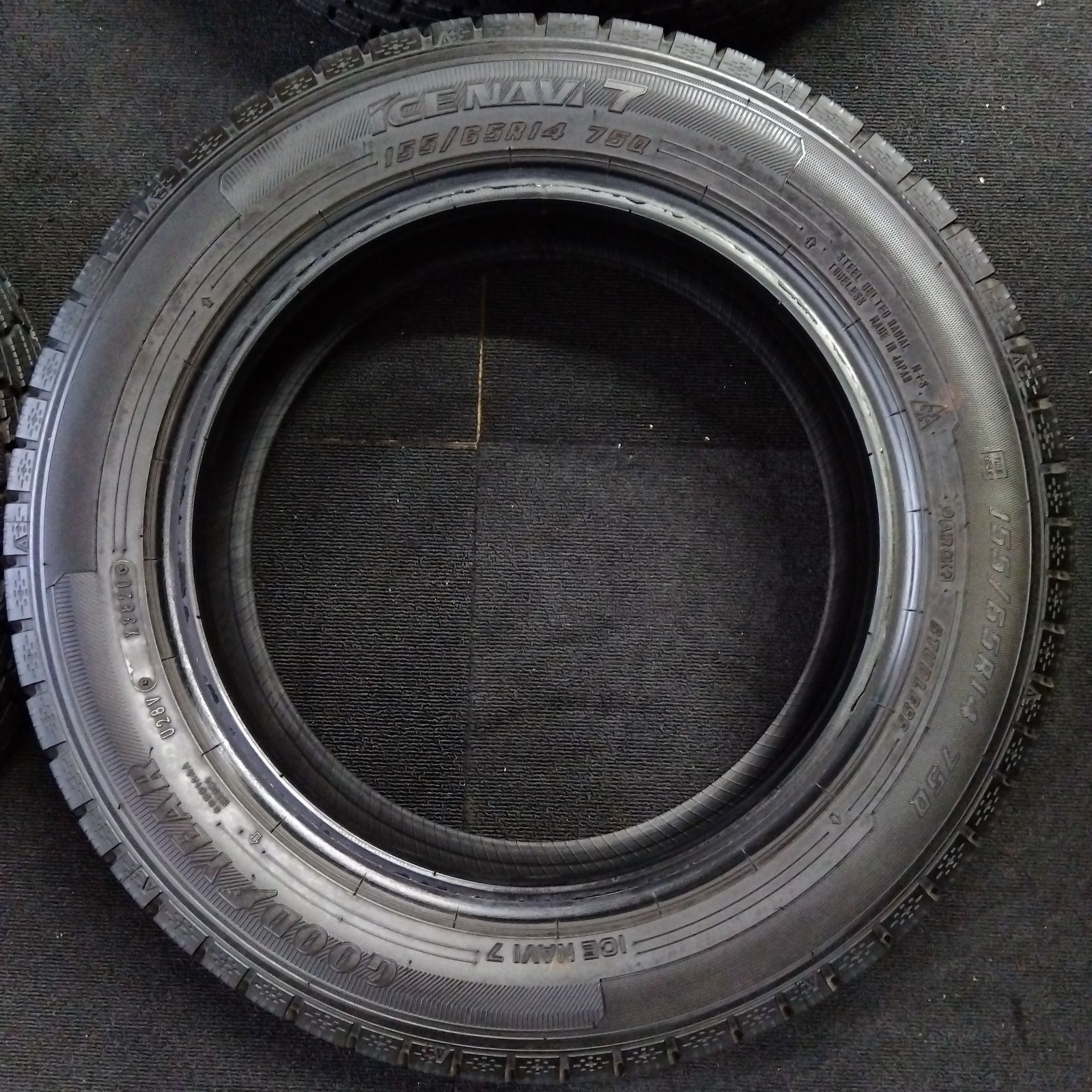 送料無料】【155/65R14】中古 スタッドレス タイヤ 4本セット 