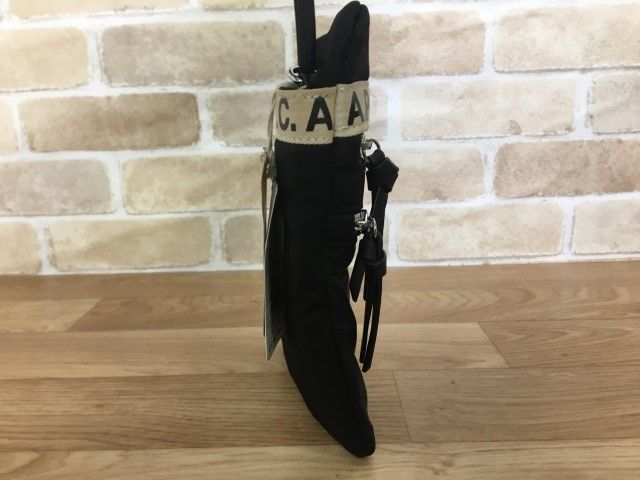 【中古】A.P.C. ｱｰﾍﾟｰｾｰ ﾊﾞｯｸﾞ ｼｮﾙﾀﾞｰ ｻｺｯｼｭ ﾛｺﾞ ﾌﾞﾗｯｸ  33868054