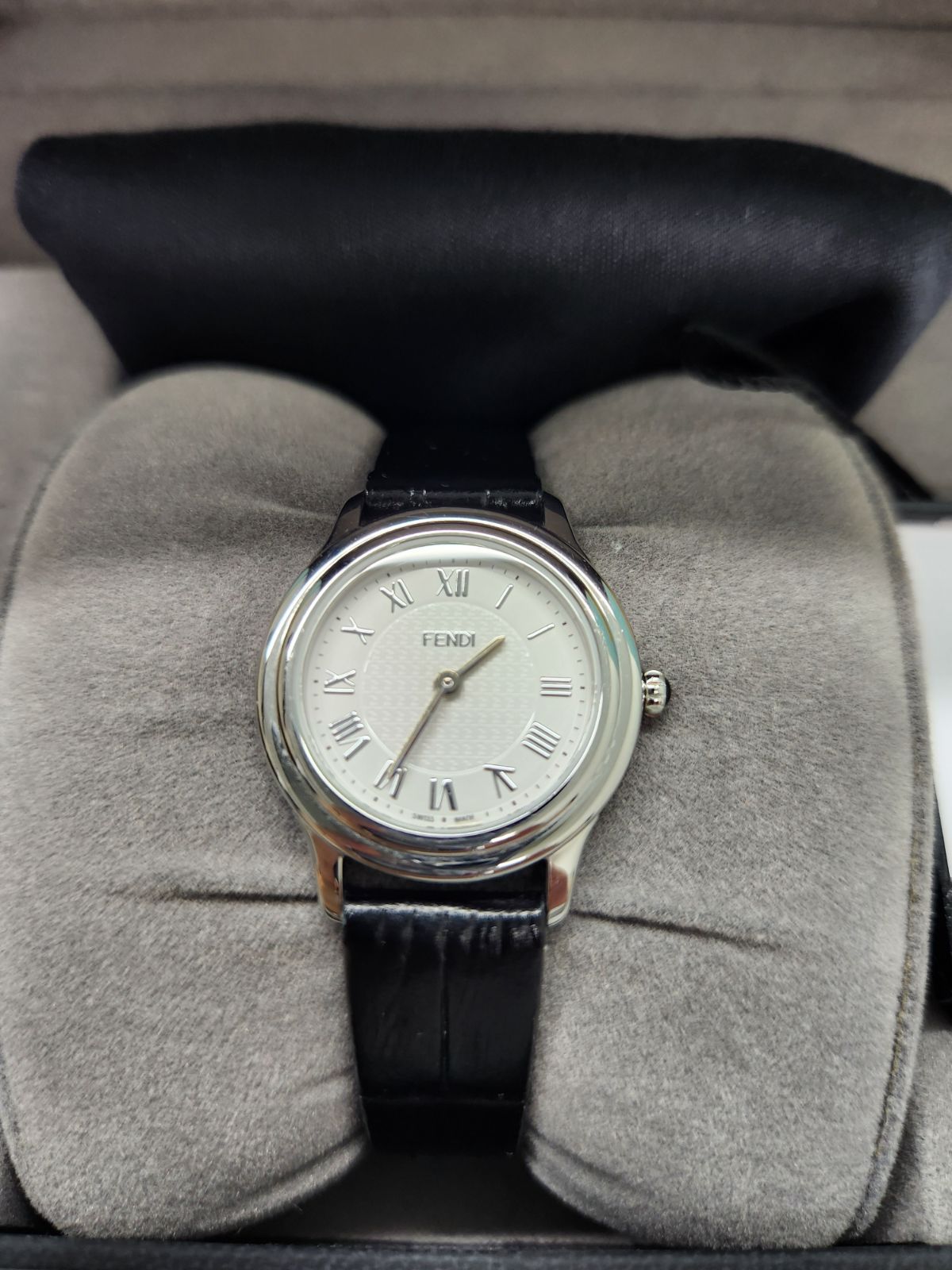 FENDI ズッカ ズッキーノ クォーツ レディース腕時計 真贋済