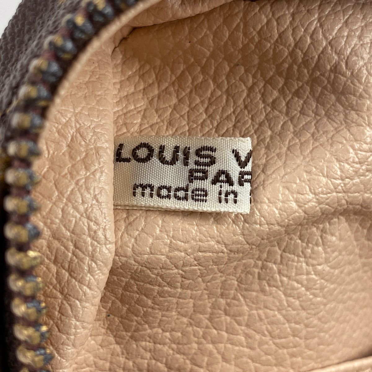 ルイ・ヴィトン Louis Vuitton トゥルース トワレット 28 メイク