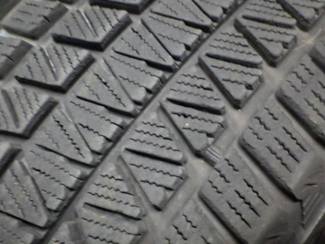 DM-V3●235 60R18●4本