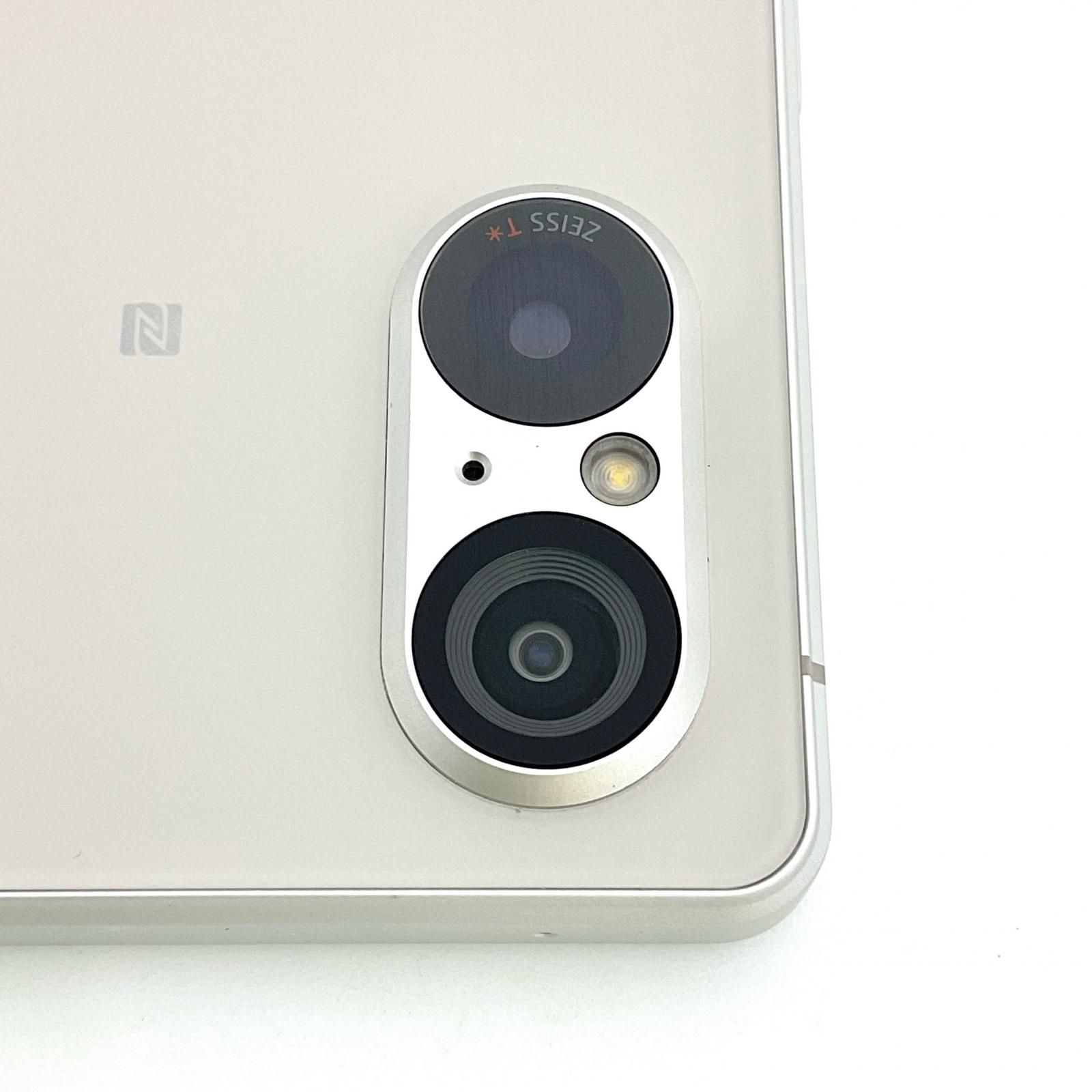256GB プラチナシルバー
