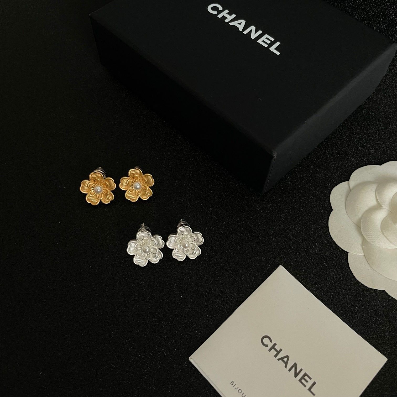 今日特価】Chanel ヴィンテージ イヤリング 送料無料 限定在庫