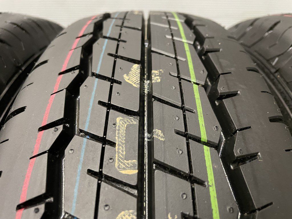 新車外し 2022年製 DUNLOP SP175N 195/80R15 107/105N LT 15インチ 夏タイヤ 4本 ハイエース キャラバン等  (JR306) - メルカリ