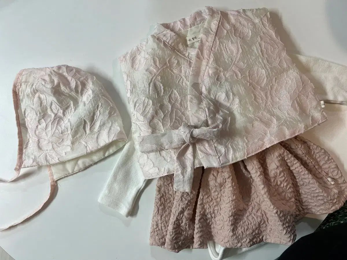 セール中】☆ 裏千家 八代 又玄斎 一燈 竹花入 「柳陰」☆y278