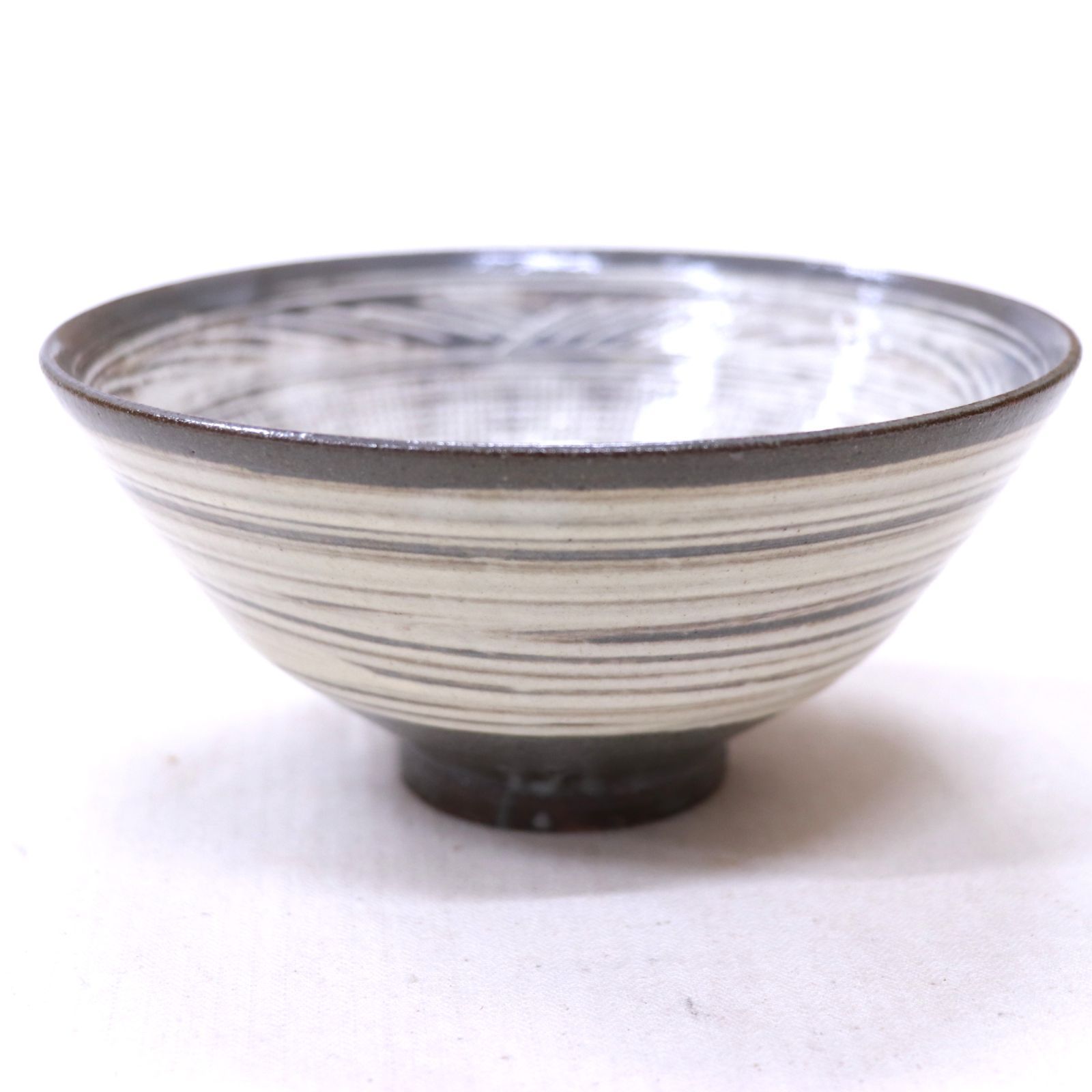 さゆ菰山窯 宮田豊 作 俵茶碗 三島象嵌 福の字 共箱 茶器 抹茶碗 美品 Y463-1 茶道具 菰山窯 宮田豊 三島茶碗 共箱 III - メルカリ