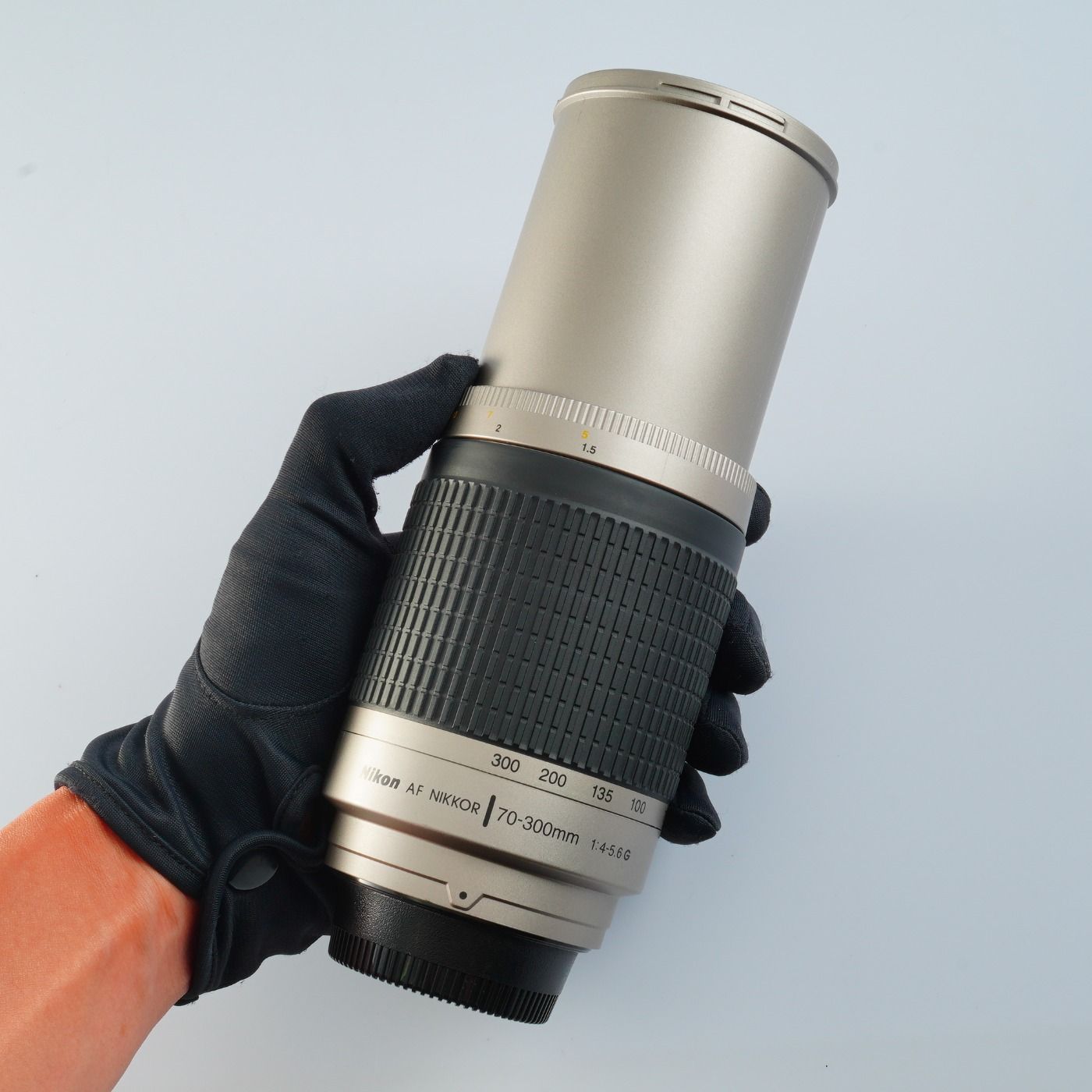 Nikon AF NIKKOR 70-300mm 1:4-5.6G シルバー Amazon.co.jp: Nikon AF Zoom Nikkor 70-300mm F4-5.6G シルバー (VR