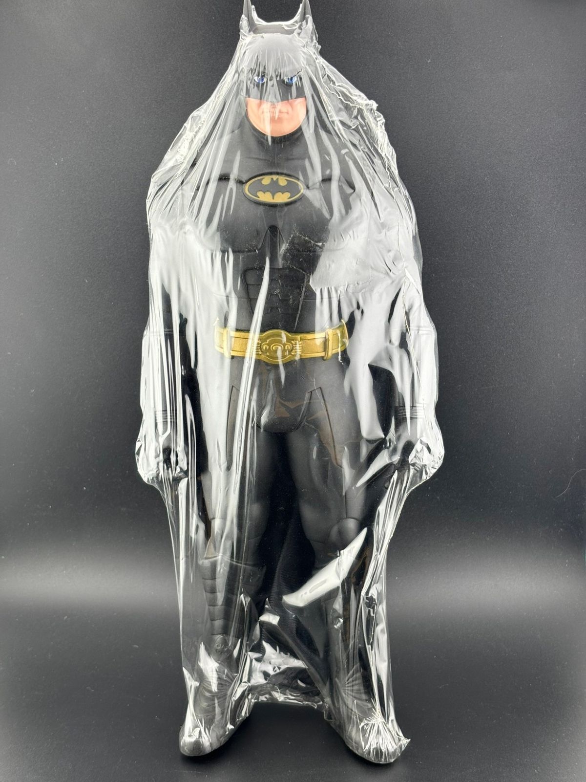 【中古品】未開封品　バットマン　フィギュア　ホビー　約高さ35cm  ※袋破けあり
