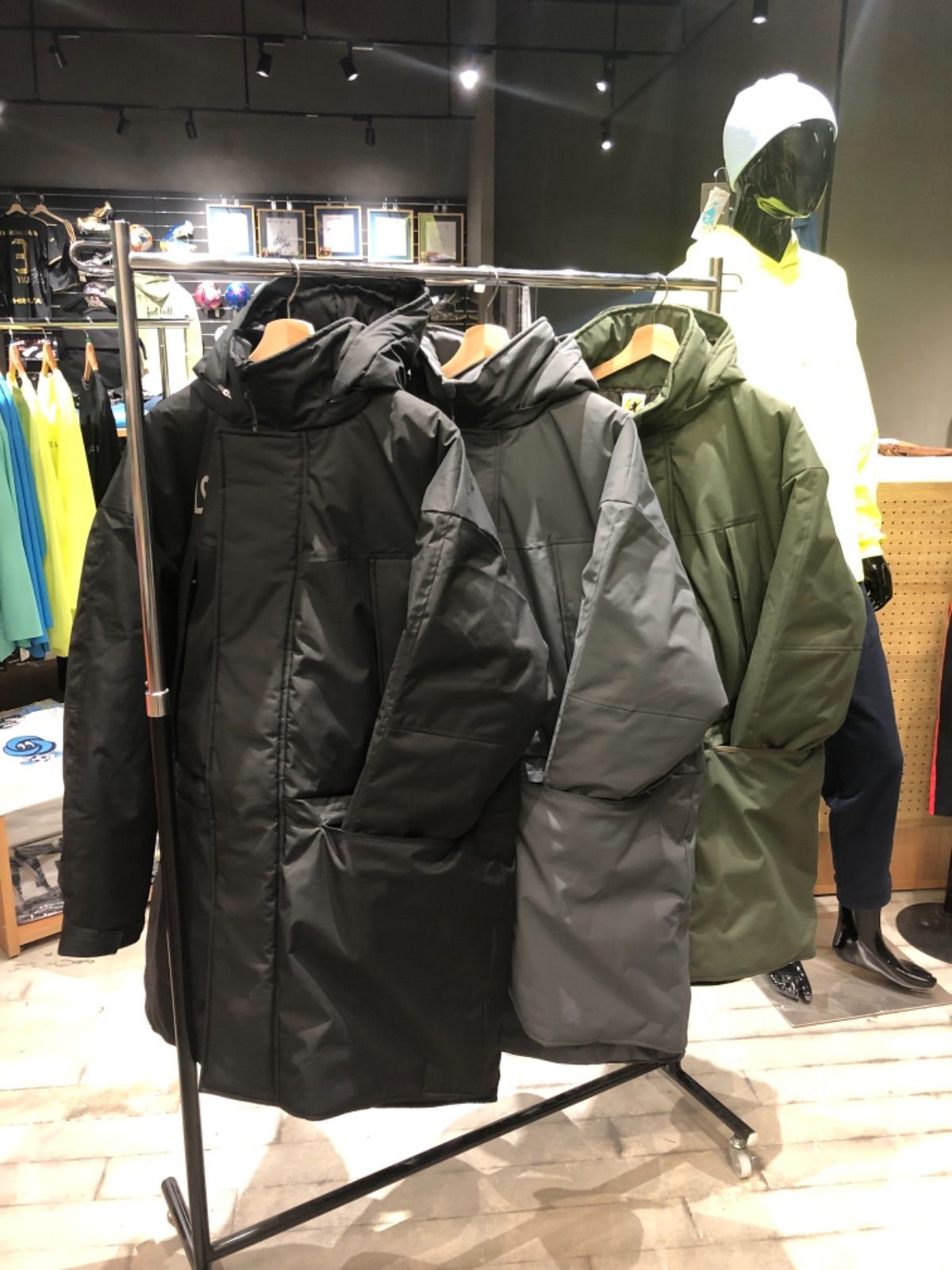 サーモライトLUZeSOMBRA TWM THERMO LITE MONSTER PARKA