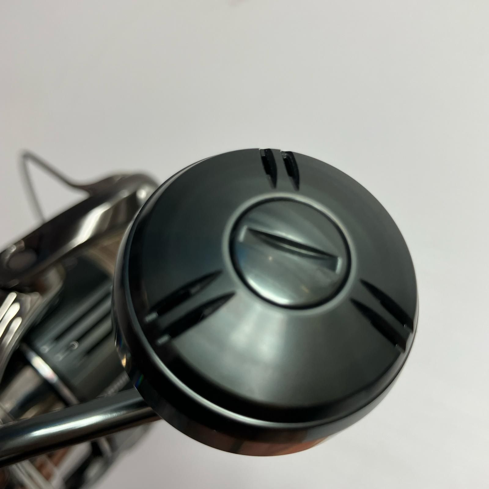 スピニングリール