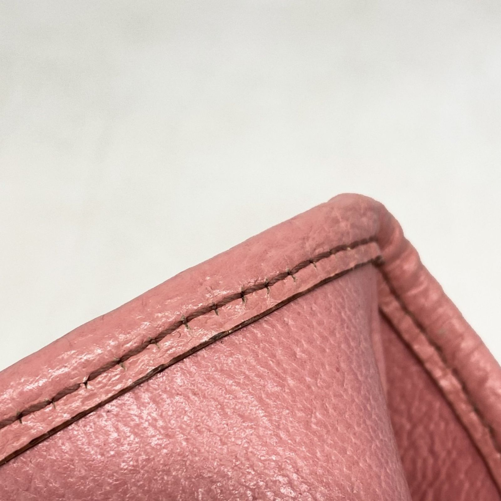 Gucci グッチ