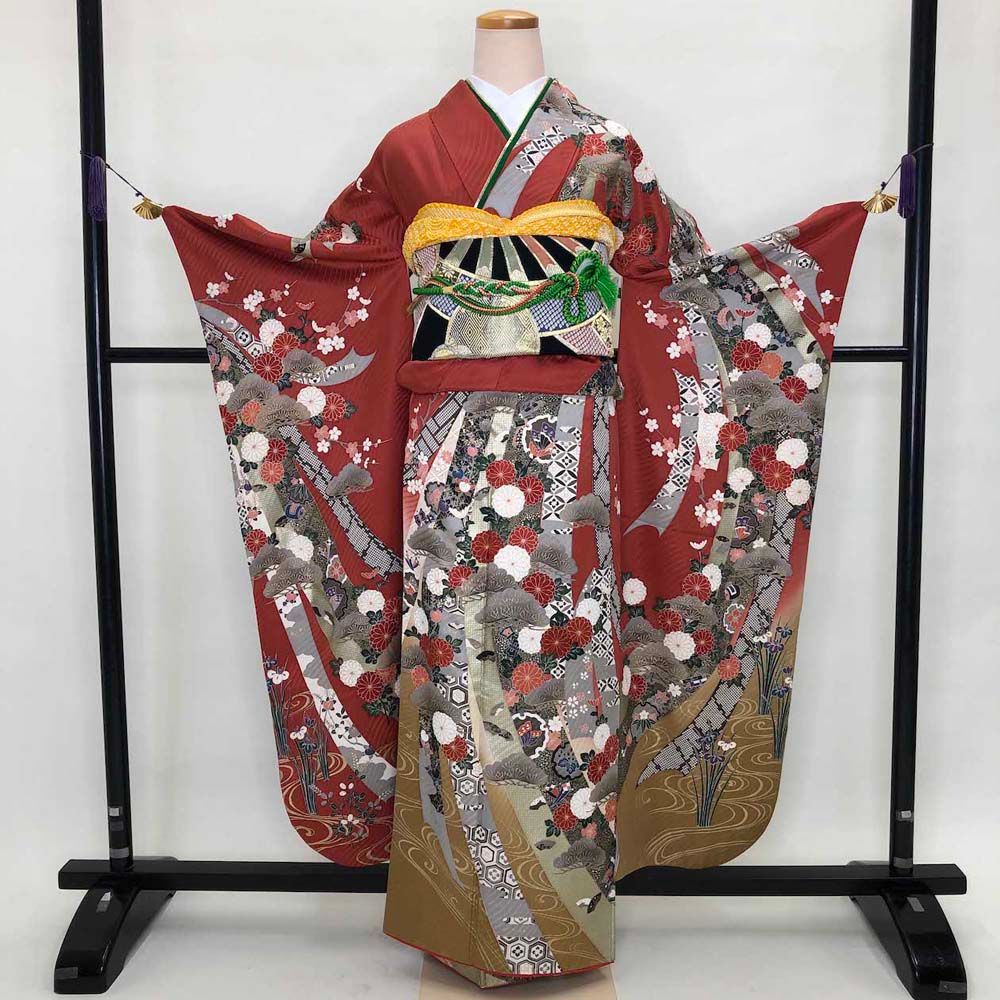 振袖5点セット 裄68cm 身丈170cm 熨斗目柄 振袖 帯 帯揚げ 帯締め 赤  