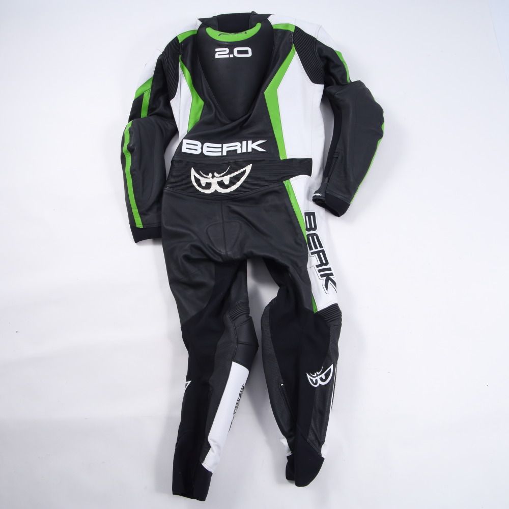 BERIK ベリック 54サイズXXL 試着のみ