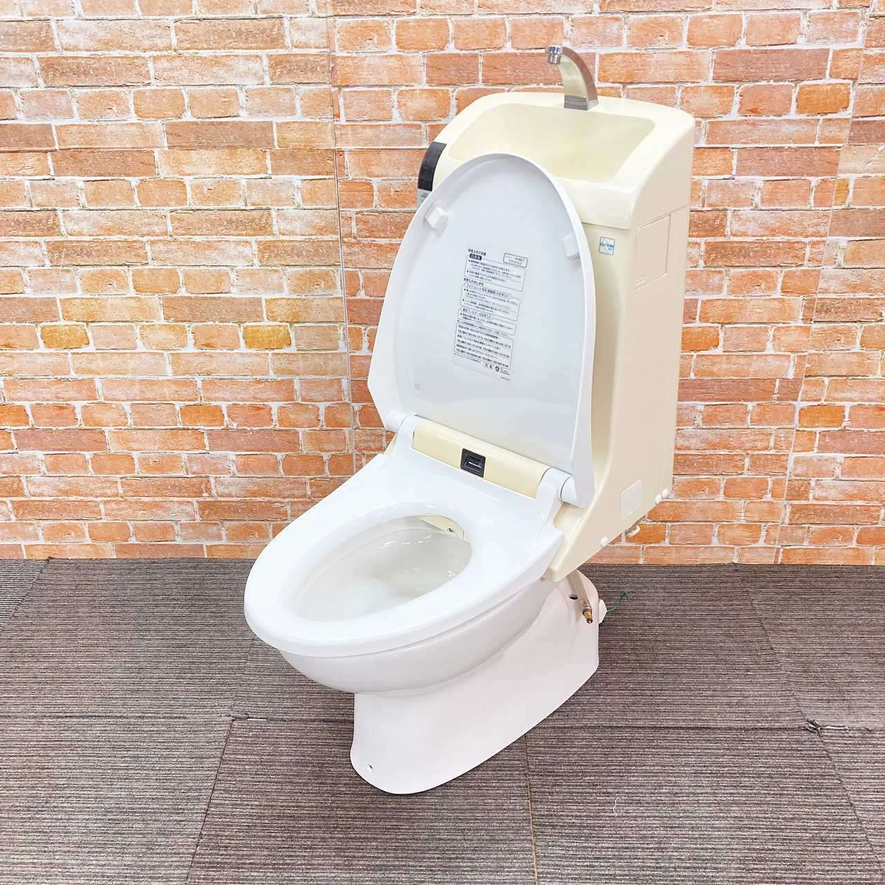 品 TOTO リモコン付 トイレ洋式便器 床下排水 CS88B 排水芯200mm とウォシュレット一体型タンク TCF943LE N11 ペールホワイト 47J100207