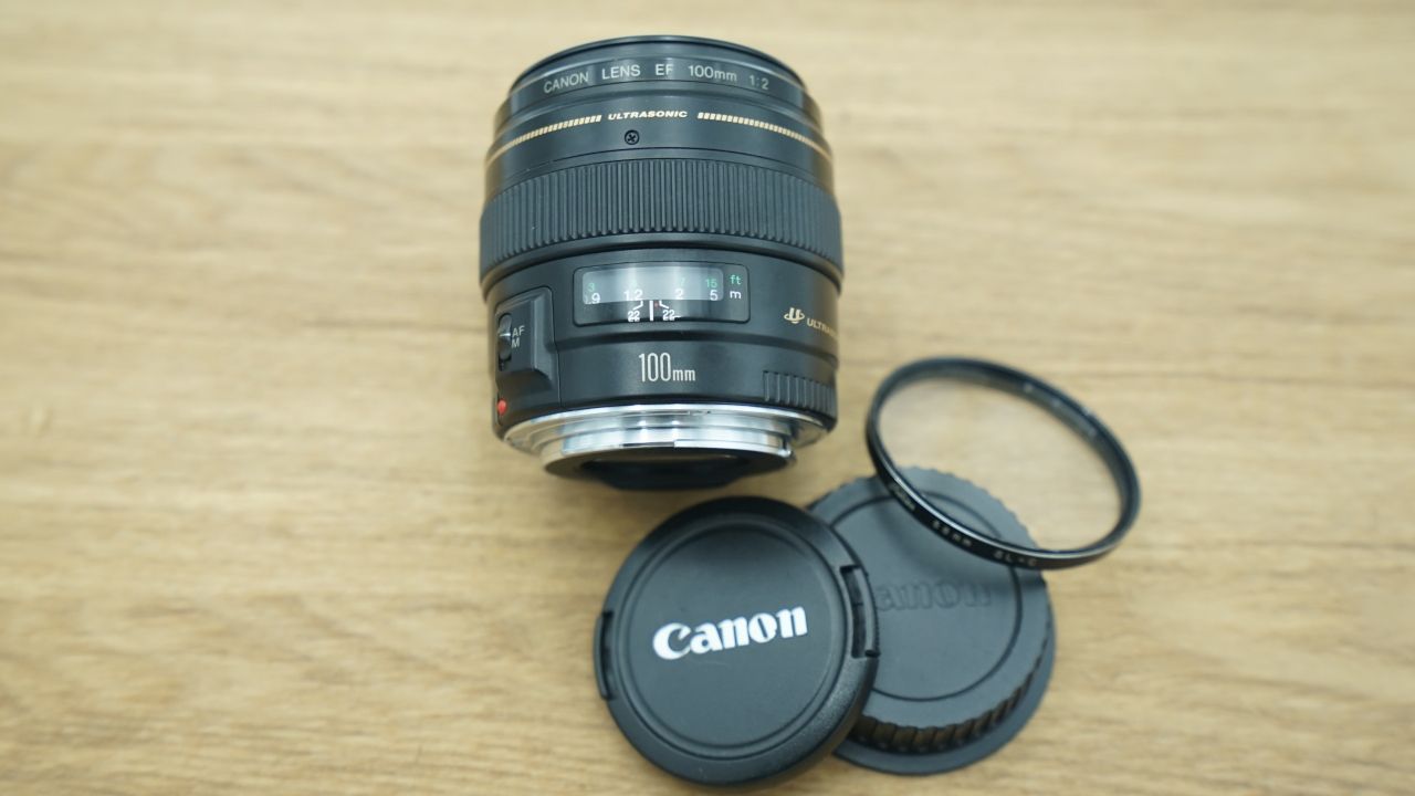 8255 美品 Canon EF 100mm F2 USM-