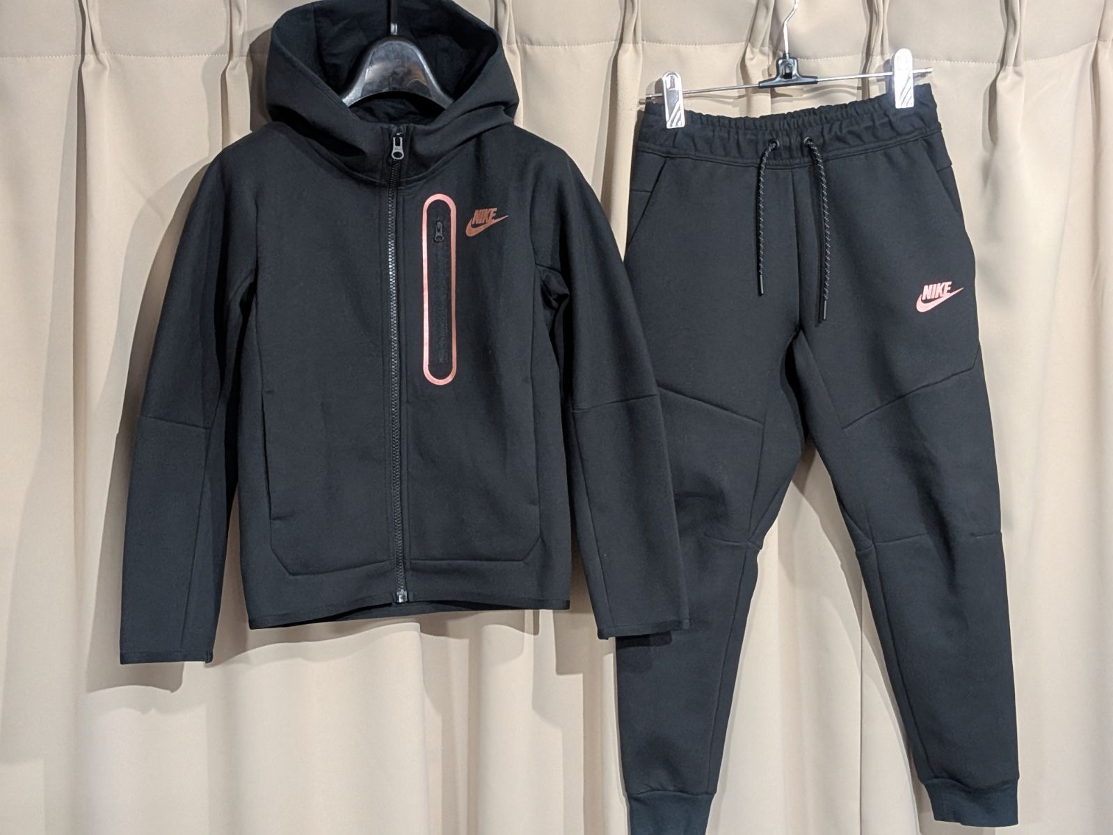 NIKE ナイキ テックフリース パーカー パンツ 上下 セットアップ ジュニアS 140 黒