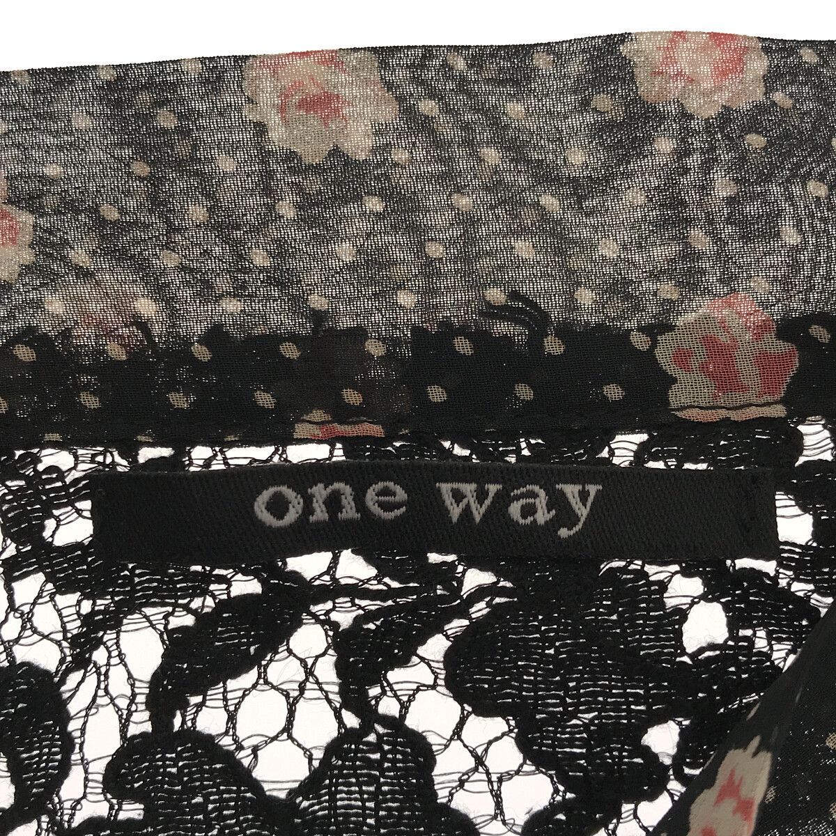 ☆美品☆ one way ワンウェイ トップス カットソー ブラウス レース