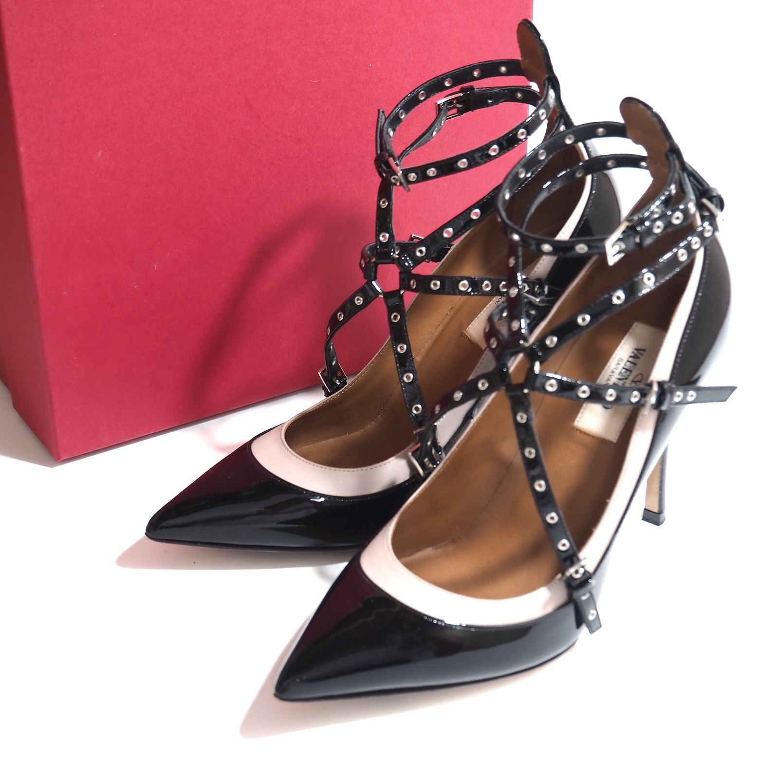 ☆良品 ヴァレンティノ VALENTINO パテントレザー パンプス 36.5 23.5 