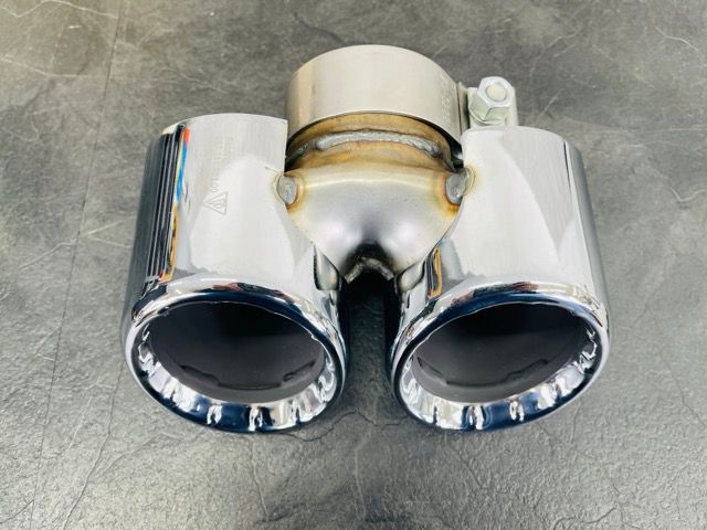 ポルシェ マフラーカッター? PORSCHE 987.111.981.00 18W21 Sebring オーストリア製 70-0288 NOAMA acoouseal カーパーツ 純正 |513959