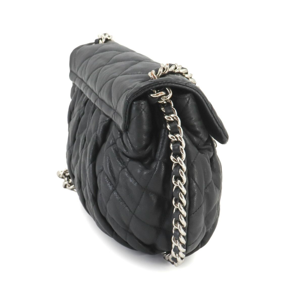 シャネル CHANEL チェーン アラウンド ショルダー バッグ レザー ブラック A49889 マトラッセ シルバー 金具 90247965