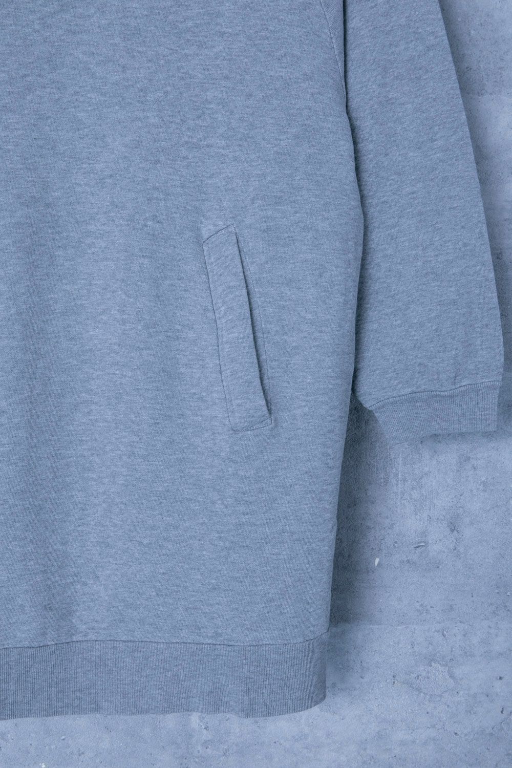 ドリスヴァンノッテン ワンショルダースウェット クロップド丈 コットン DRIES VAN NOTEN ドリスヴァンノッテン スウェット HANNETT