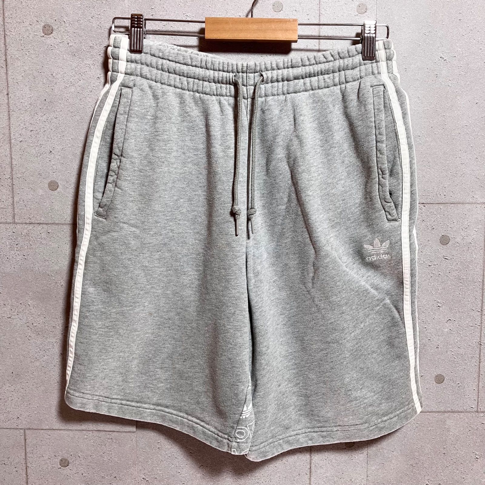 *LV* プリントシルクショートパンツ ハーフパンツ グレー ロゴ ショートパンツ ハーフパンツ メンズ 夏 夏服 イージーショーツ